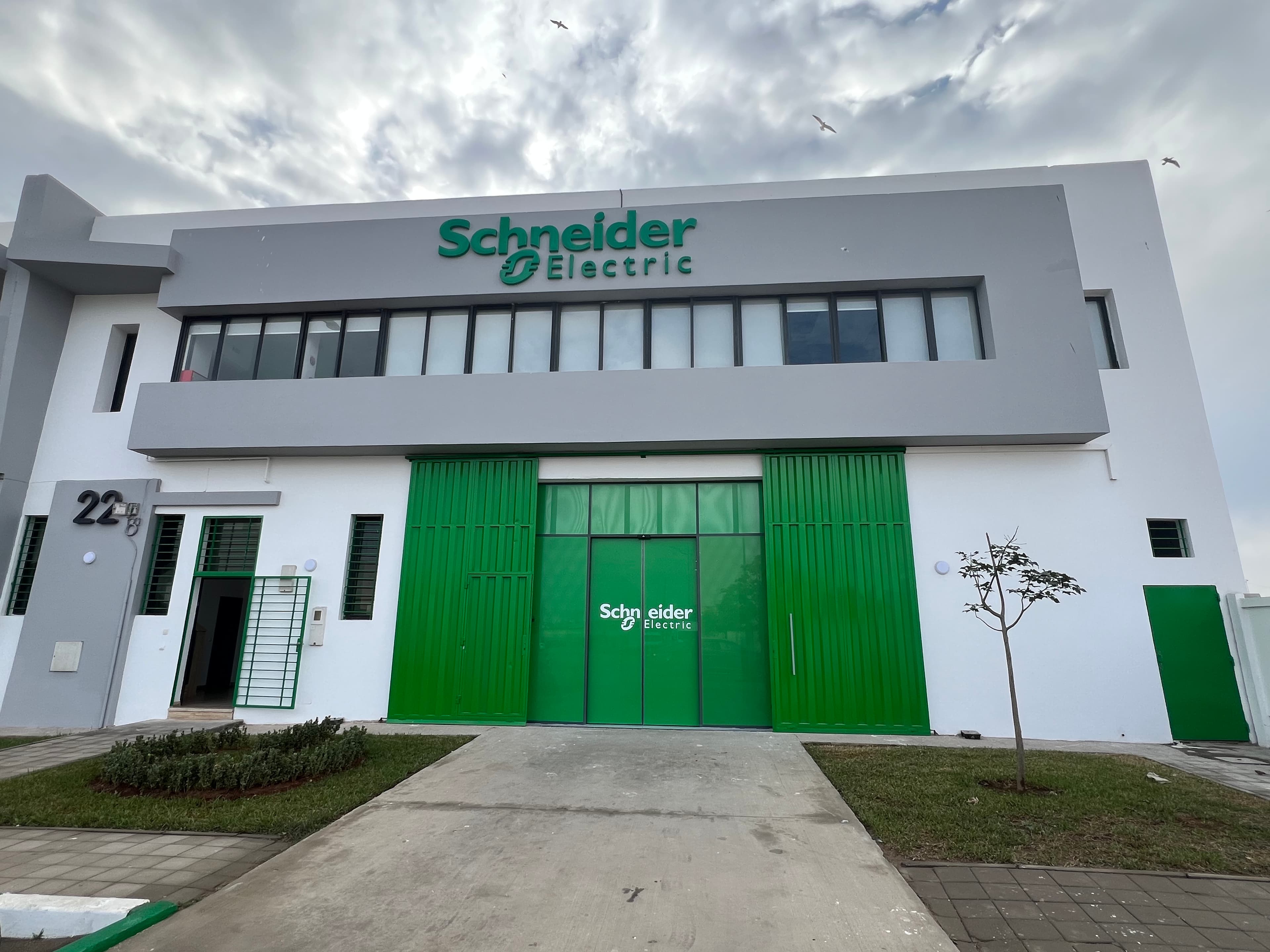 SCHNEIDER ELECTRIC – SHOWROOM & TRAINING CENTER